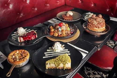dessert table- dine in